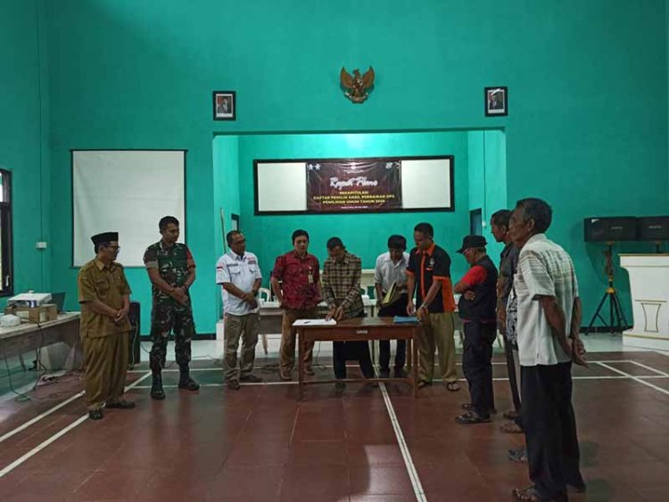Sukseskan Pemilu 2024 Babinsa Koramil 07/Mandiraja Hadiri Rapat Pleno Terbuka Rekapitulasi Dpshp