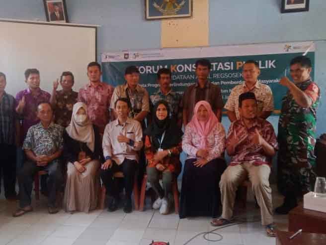 Babinsa Koramil 07 Mandiraja Hadiri  Acara Forum Konsultasi Publik Pendataan Awal Rengsosek Di Wilayah Binaannya