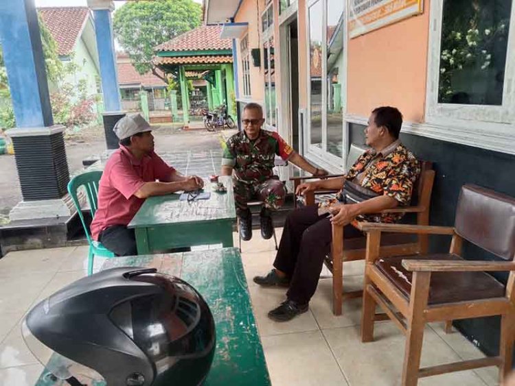 Terus Jaga Hubungan Baik Babinsa Laksanakan Komsos Dengan Tokoh Masyarakat