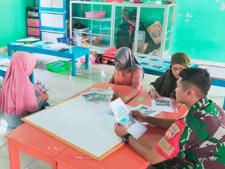 Komsos Bersama Ibu-Ibu PKK Babinsa Serda Galih Beri Motivasi Agar Lebih Kreatif Tingkatkan Ekonomi Keluarga