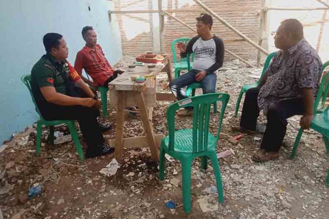 BABINSA TERUS TINGKATKAN KOMSOS BERSAMA KADES DAN PERANGKATNYA 