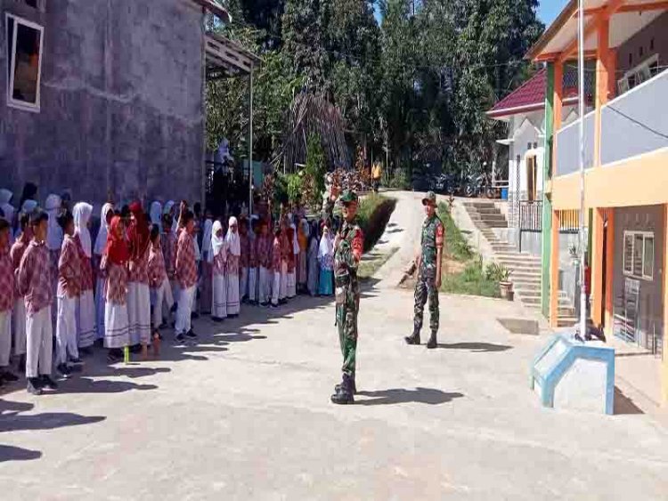 TUMBUHKAN RASA CINTA TANAH AIR, BABINSA BERIKAN WAS BANG DI SEKOLAH