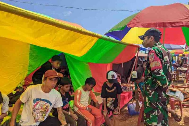 Babinsa Beri Himbauan Kepada Peserta Perkemahan Pramuka Untuk Jaga Faktor Keamanan dan Kesehatan 