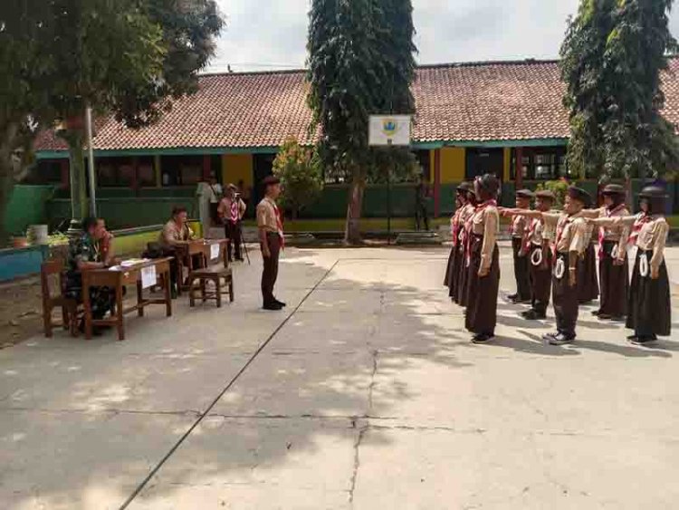 Babinsa Koramil 07/Mandiraja Menjadi Juri Lomba PBB Dalam Kegiatan Pramuka 