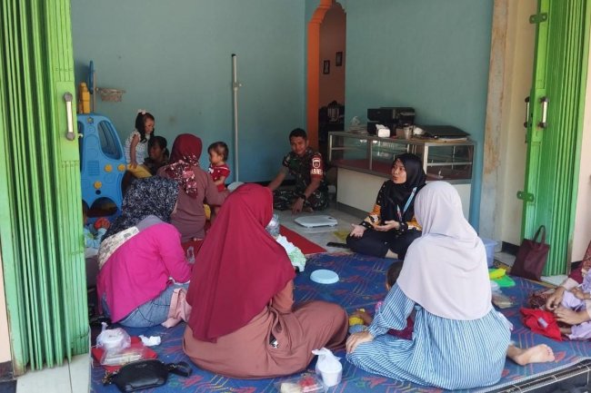 CEGAH STUNTING SERDA GALIH RAHARJA  MELAKSANAKAN  KOMSOS DAN PANTAU KEGIATAN POSYANDU DI WILAYAH BINAAN